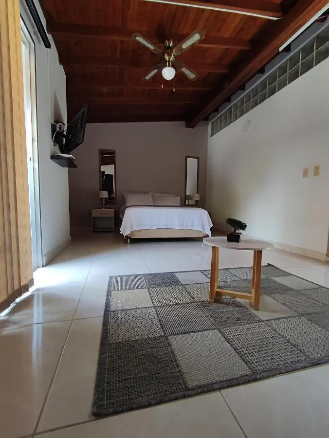 Apartamento Loft A Media Cuadra De La Estacion Floresta Medellín