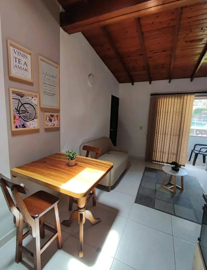Lejlighed Apartamento Loft A Media Cuadra De La Estacion Floresta Medellín