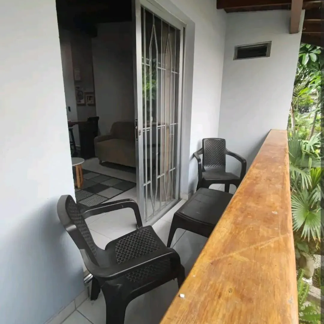 Apartamento Loft A Media Cuadra De La Estacion Floresta Medellín