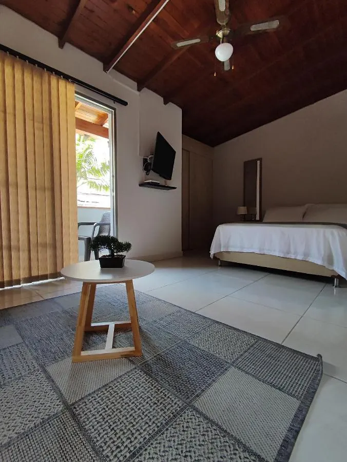 Apartamento Loft A Media Cuadra De La Estacion Floresta 메딜린 0*,  콜롬비아